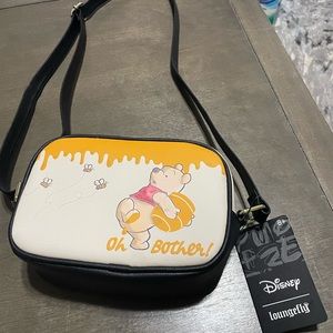 New with Tags Loungefly Winnie the Pooh purse